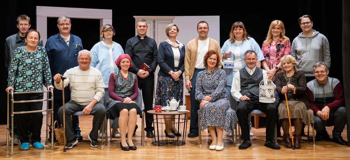 Predstava AJ ZA DVE Pesnica si