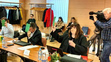 KING_IMG_ZOOM_20230420_21535045